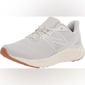 NWT New Balance Women’s Fresh Foam Running Shoe
